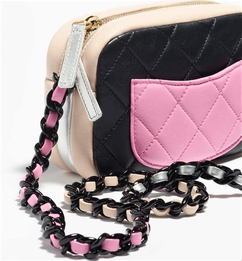 borsa chanel mini catena argento|Borse Chanel: i prezzi e 6 modelli iconici .